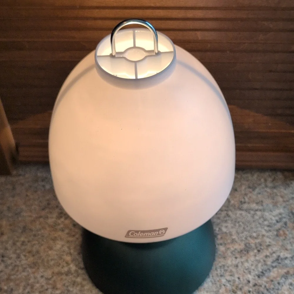 Vintage Coleman Table Lamp Model 5370-1900 Battery Operated
